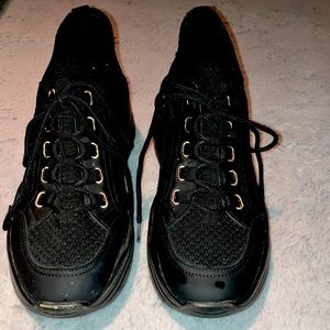Call it Spring platform lace-up sneakers Size 8